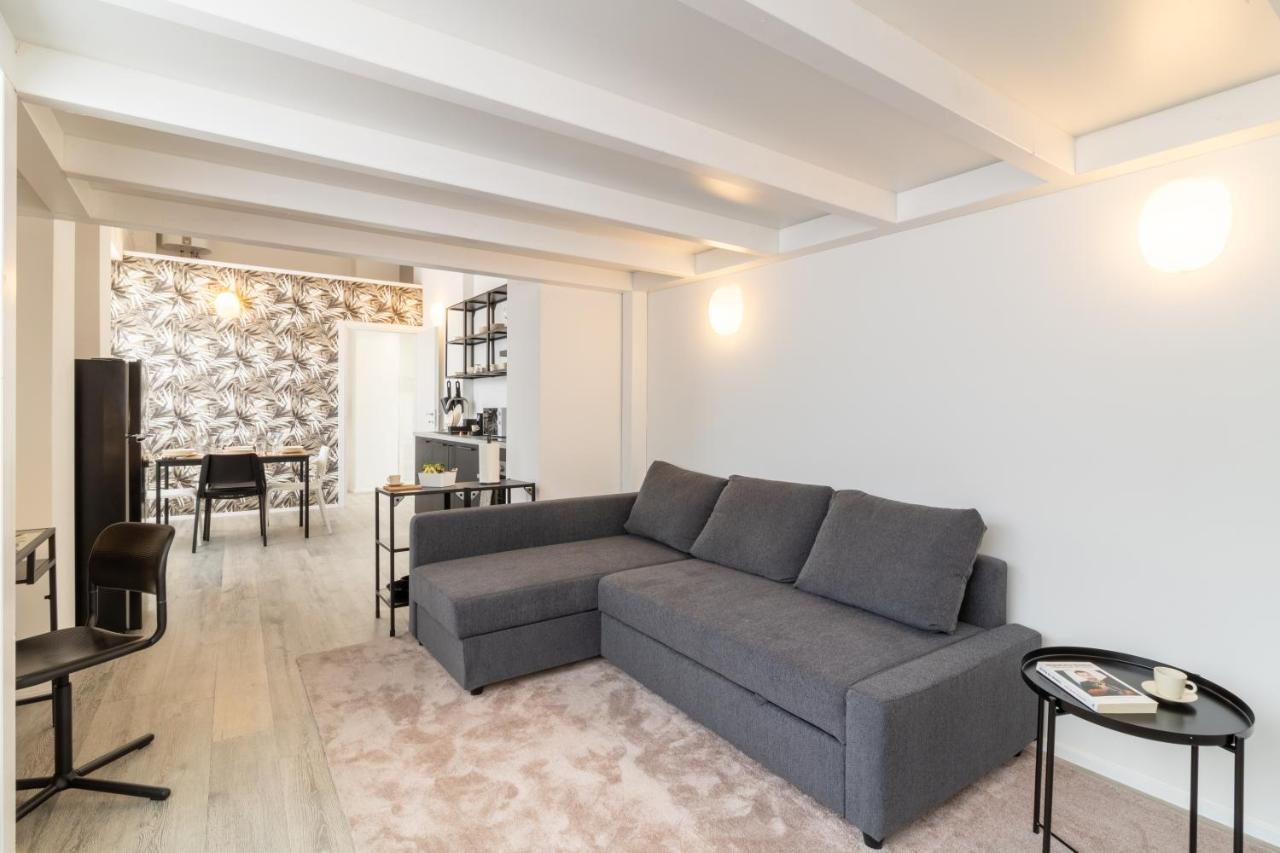 Navigli - Chic And Sophisticated Home In Milan Milão Exterior foto