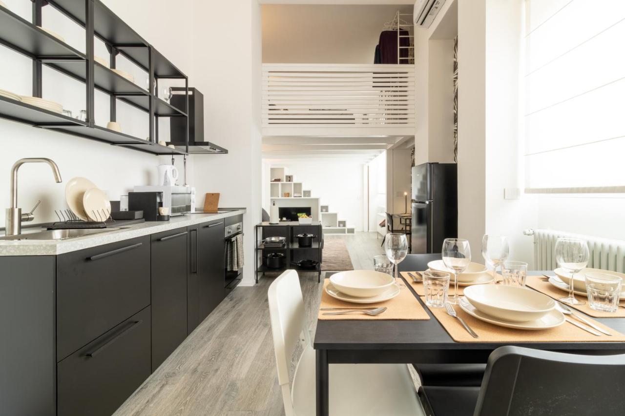 Navigli - Chic And Sophisticated Home In Milan Milão Exterior foto